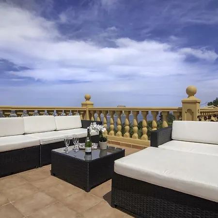 Villas Guzman - Pitufos Calpe
